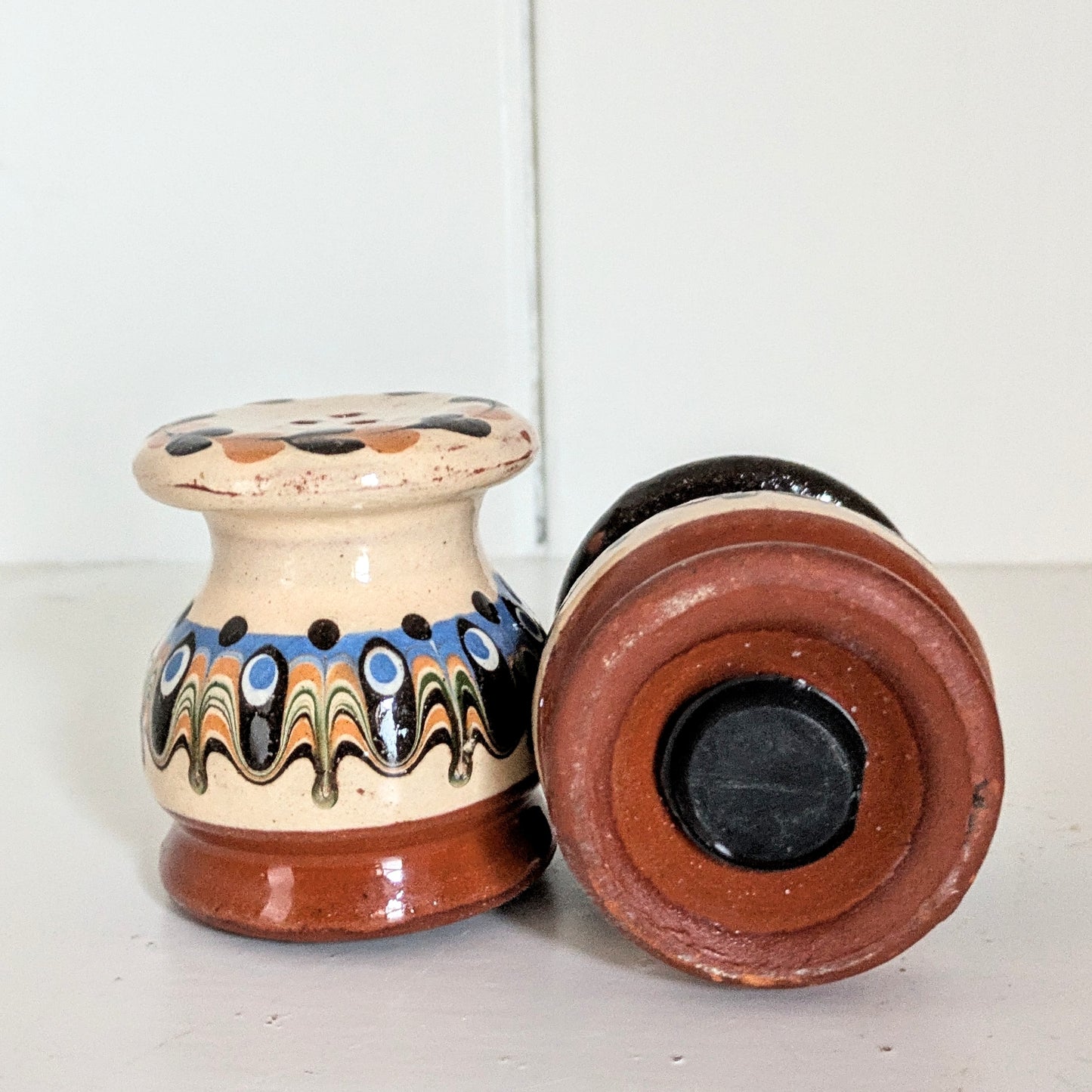 Vintage Ceramic Bulgarian Salt and Pepper Shaker Set | Folk Art Salt and Pepper Set Brown |