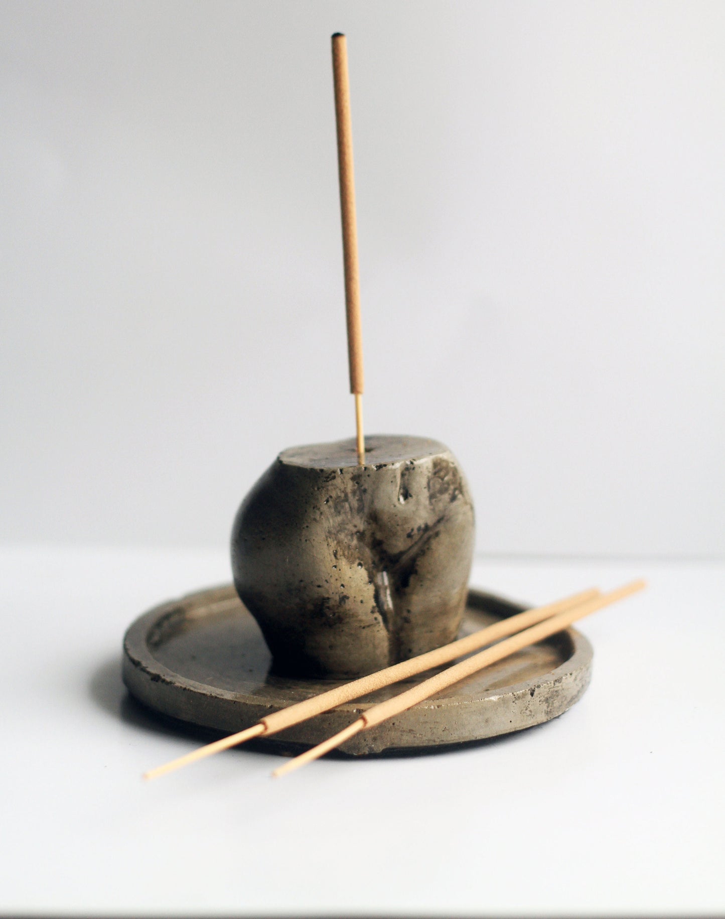 bottom Incense Holder | Incense holder | Round Incense Holder | woman bottom Shape Incense Holder | Concrete incense holder | scandi decor