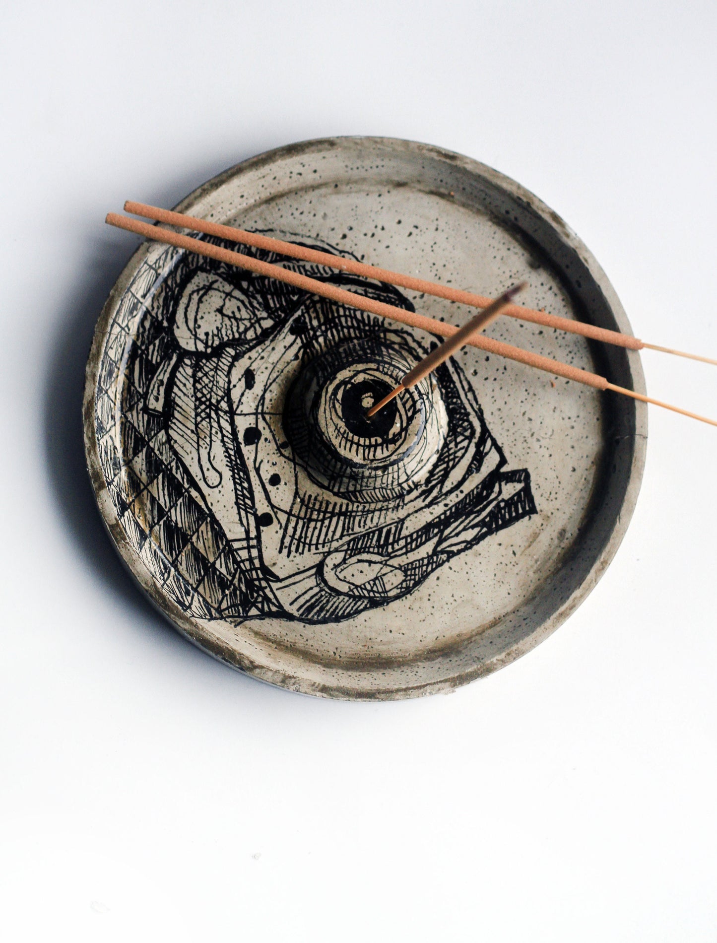 fish Incense Holder | Incense holder | Round Incense Holder | fisha art Incense Holder | Concrete incense holder | scandi decor