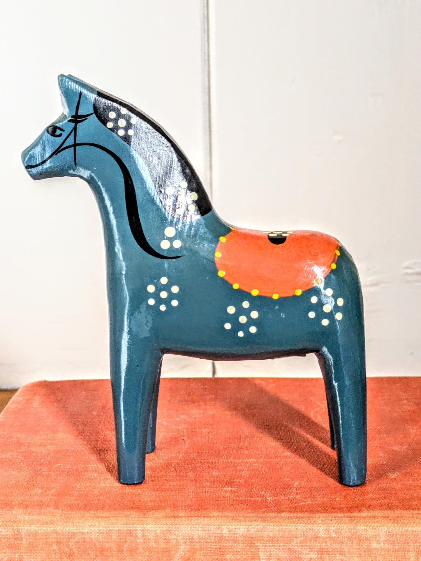 Woden Dala Horse "Play Sand Horse"